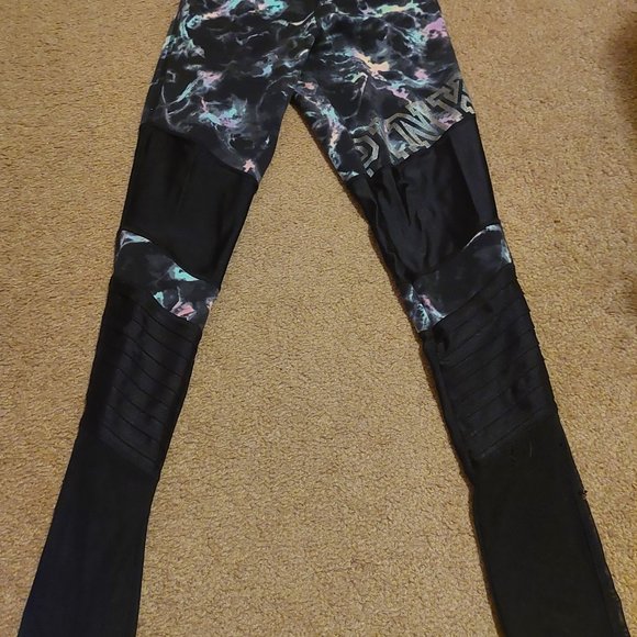 Pink by Victoria Secret leggings - Picture 2 of 5
